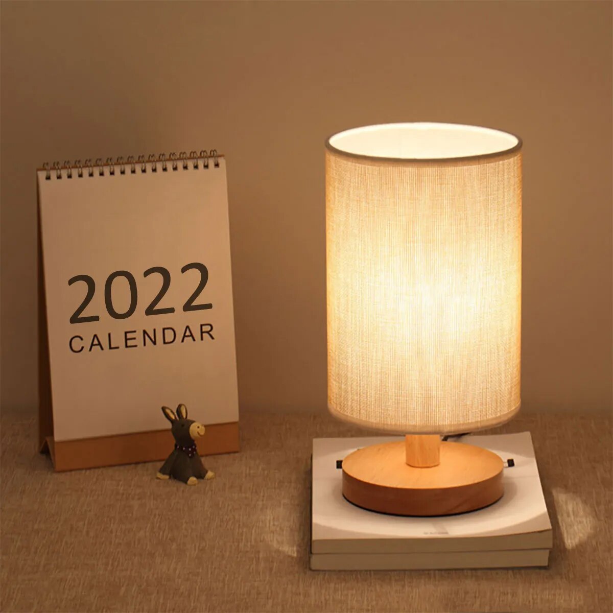 Everso Table Lamp